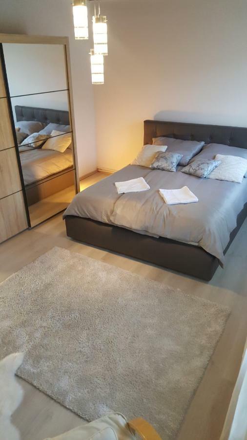 Gutenberg Utca Apartman Szeged Eksteriør bilde