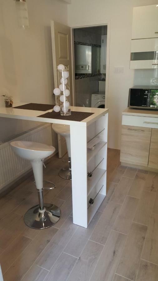 Gutenberg Utca Apartman Szeged Eksteriør bilde
