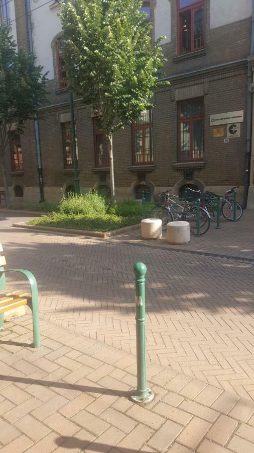 Gutenberg Utca Apartman Szeged Eksteriør bilde